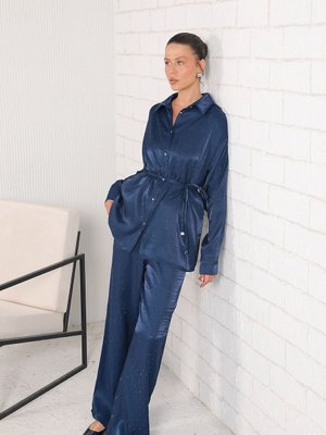 Lacivert Taşlı Gömlekli Takım Lacivert Taşlı Gömlekli Takım