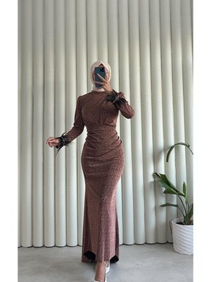 Işıltılı Tüy Detaylı Parıltılı Tesettur Abıye