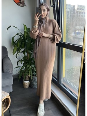 Oversize Bol Kesim Fermuar Yaka Fitilli Triko Elbise