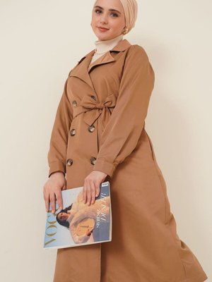 Düğmeli Kruvaze Yaka Trençkot