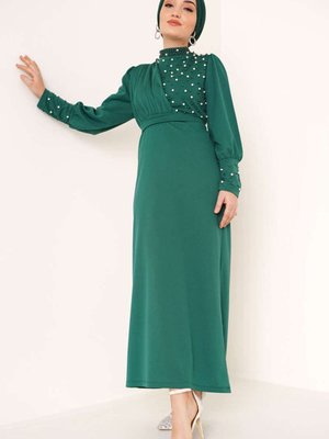 Zümrüt İnci Süslemeli Özel Gün Abiye Elbise Zümrüt İnci Süslemeli Özel Gün Abiye Elbise