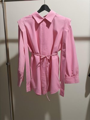 Pile Detaylı Önü Gizli Düğmeli Gömlek