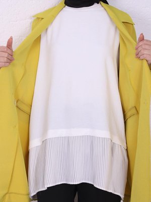 Etek Ucu Piliseli Aerobin Sıfır Kol Içlik Beyaz