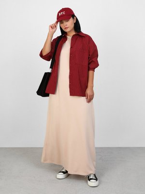 Açık Vizon Büyük Beden Elbise Açık Vizon Büyük Beden Elbise