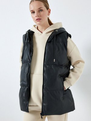 Kapüşonlu Şişme Deri Yelek