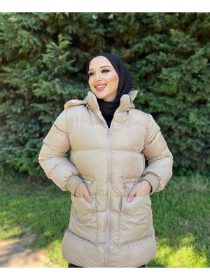 Belden Büzgülü Kapüşonlu Şişme Mont