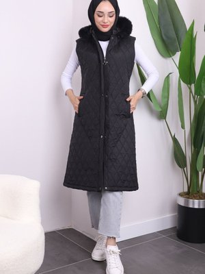 Siyah Kapüşonlu Kapitone Uzun Yelek Siyah Kapüşonlu Kapitone Uzun Yelek