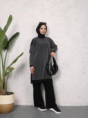 Kadın Modest Yan Çizgi Desenli Simli Triko Tunik