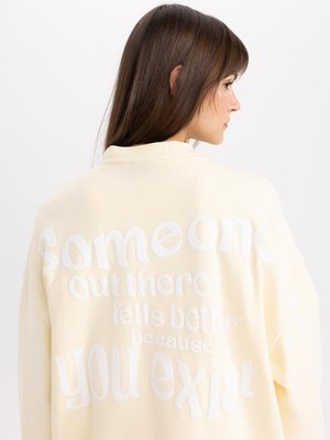 Bisiklet Yaka Sırt Baskılı Içi Yumuşak Tüylü Kalın Sweatshirt Tunik C5418ax24sp