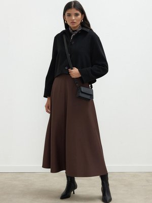 Miranda Scuba Kloş Etek Acı Kahve Miranda Scuba Kloş Etek Acı Kahve