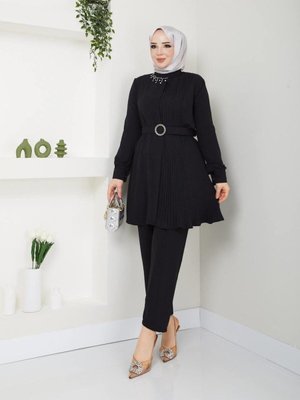 Yakası Taşlı Piliseli Tunik Pantolontakım Kombin