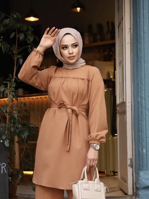 Camel Fırfır Detaylı Takım