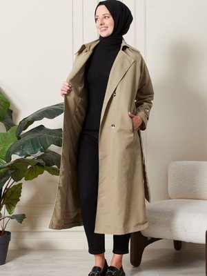 Su İtici Kumaş Kruvaze Yaka Ara Boy Trençkot Su İtici Kumaş Kruvaze Yaka Ara Boy Trençkot