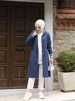 Koyu Lacivert Manşet Detaylı Kot Kap