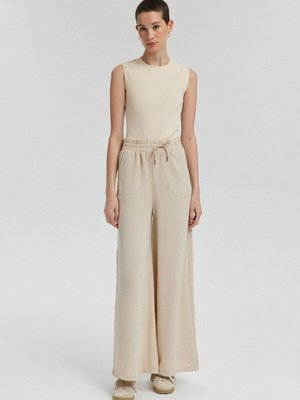 Beli Lastikli Bol Pantolon Beli Lastikli Bol Pantolon