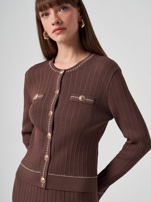 Merserize Triko Düğme Detay Kısa Hırka Kahverengi