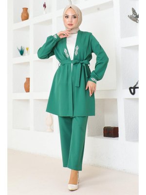 Taş Detaylı Takım Zümrüt