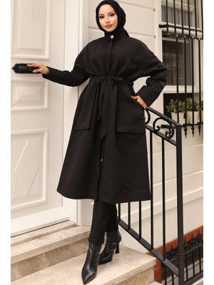 Siyah Yakası Düğme Detaylı Kuşaklı Trençkot