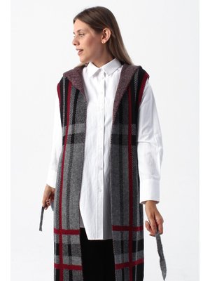 Siyah Büyük Ekose Desenli Kuşaklı Triko Yelek