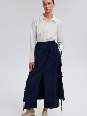 Bağcık Detaylı Bol Paça Pantolon Bağcık Detaylı Bol Paça Pantolon