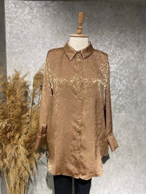 Tunik Saten Ön Düğmeli Vishne Camel