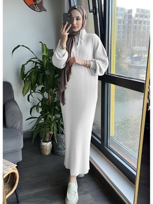 Oversize Bol Kesim Fermuar Yaka Fitilli Triko Elbise