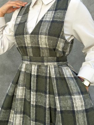 Vintage Modest Kışlık V Yaka Kadın Rerto Yün Ekose Uzun Jile Elbise