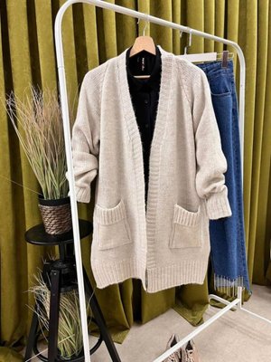 Kol Katmanlı Cepli Salaş Triko Hırka