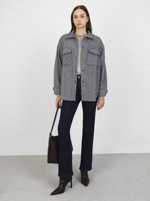 Lacivert Çizgili Cepli Ceket