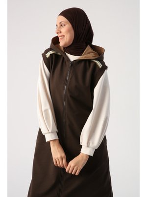 Acı Kahve Dokuma Garnili Şerit Detaylı Kapüşonlu Yelek