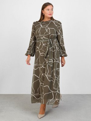 Haki Büyük Beden Çiçek Desenli Şifon Elbise Haki Büyük Beden Çiçek Desenli Şifon Elbise