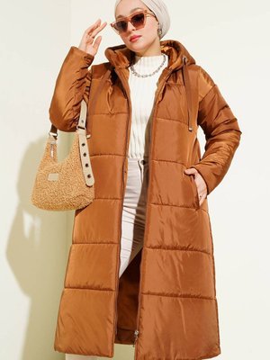 Kapüşonlu Uzun Şişme Mont Taba Kapüşonlu Uzun Şişme Mont Taba