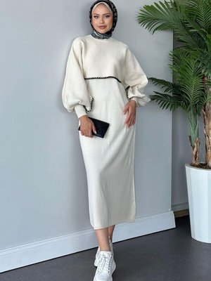 Crop Görünümlü Triko Elbise Ekru