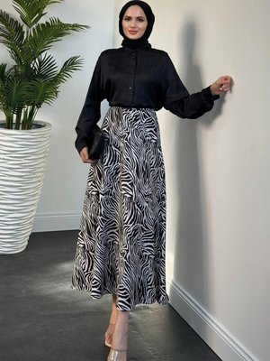 Liliya Zebra Desen Saten Etek Siyah Liliya Zebra Desen Saten Etek Siyah