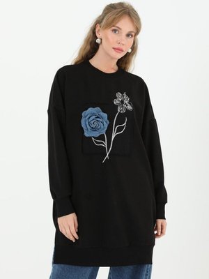 Siyah İki İplik Kumaş Nakışlı Ve Çiçekli Sweatshirt Siyah İki İplik Kumaş Nakışlı Ve Çiçekli Sweatshirt