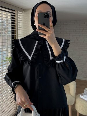 Fırfır Yakalı Gömlek Siyah