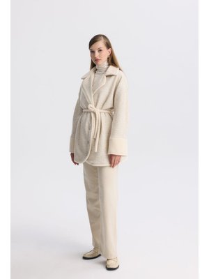 Ekru Henri Gold Düğmeli Ceket