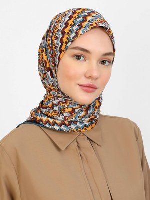 Çok Renkli Eşarp