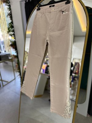 Paçası Taşlı İncili Jean