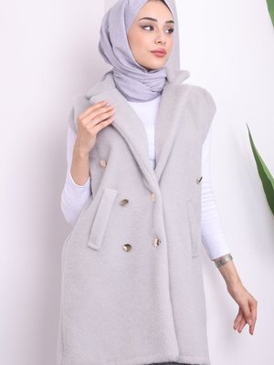 Gri Kruvaze Yaka Düğmeli Angora Yelek Gri Kruvaze Yaka Düğmeli Angora Yelek