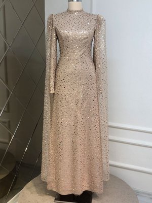 Gold Rengi Boncuk Abiye Elbise