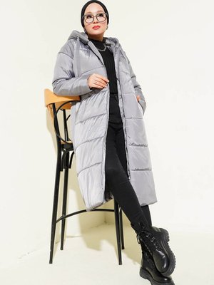 Kapüşonlu Uzun Şişme Mont Gri Kapüşonlu Uzun Şişme Mont Gri