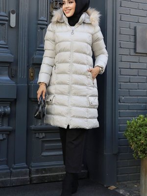 Kapüşonlu Taş Şişme Mont