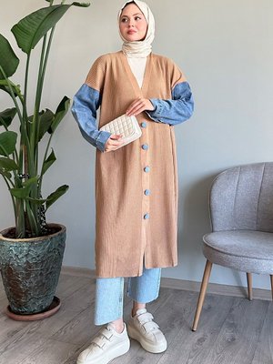 Kolları Kot Detaylı Camel Triko Hırka Kolları Kot Detaylı Camel Triko Hırka