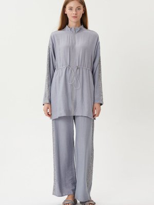 Şerit Detaylı Pamuklu Takım