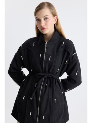 Siyah Mayi İnci Fermuarlı Ceket