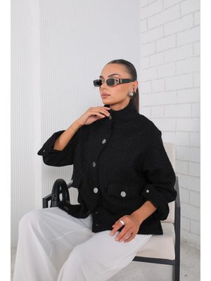 Siyah Çıtçıt Detaylı Kaban