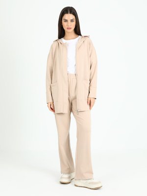 Rahat Kalıp İki İplik Eşofman Takımı Tas Rengi Rahat Kalıp İki İplik Eşofman Takımı Tas Rengi