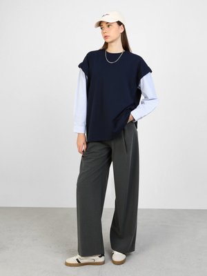 Kolları Gömlek Detaylı Tunik Lacivert