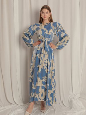 Parlak Büyük Desen Kumaş Abiye Elbise Parlak Büyük Desen Kumaş Abiye Elbise